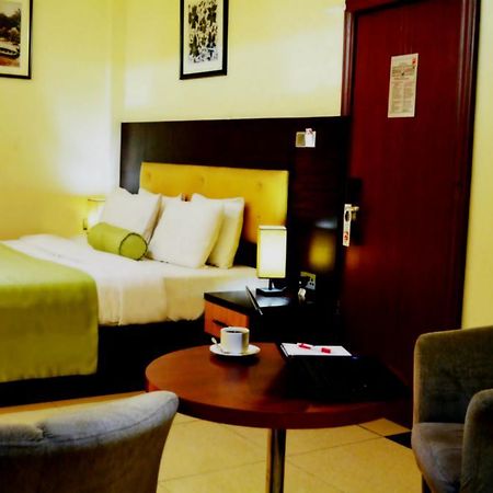 Sweet Spirit Hotel And Suites Danag - พอร์ต ฮาร์คอร์ท ภายนอก รูปภาพ