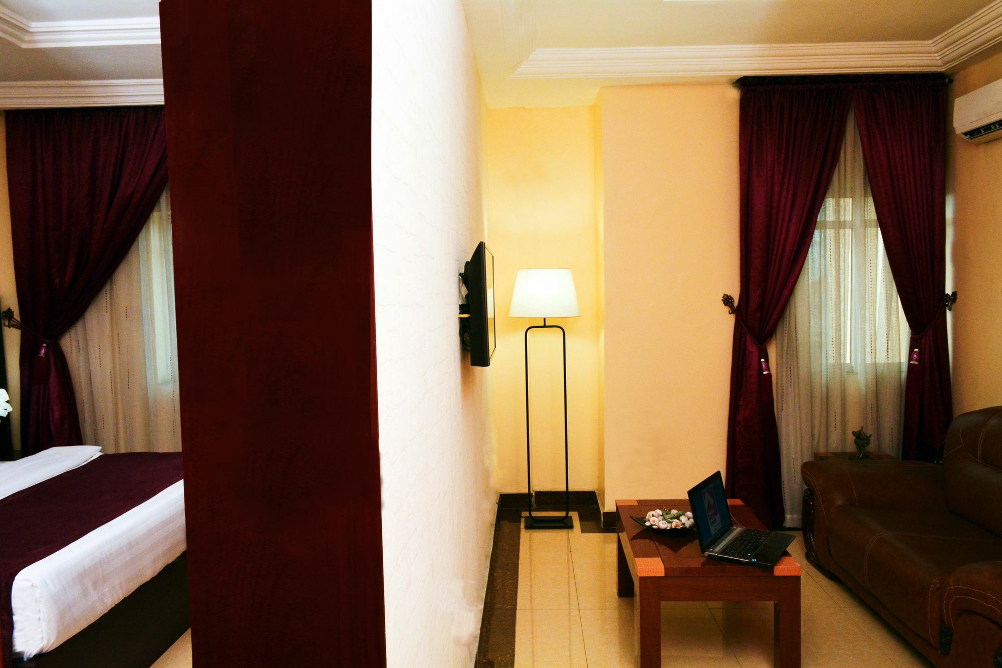 Sweet Spirit Hotel And Suites Danag - พอร์ต ฮาร์คอร์ท ภายนอก รูปภาพ
